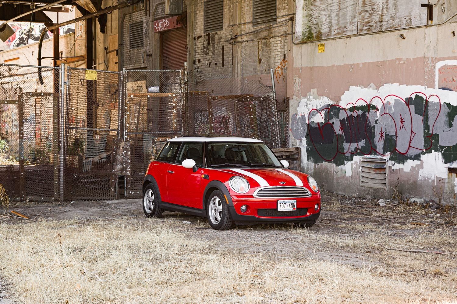 2009 Mini R56: "Mk II" Mini Hatch/Hardtop range - 2009 MINI Cooper Hardtop 6-speed - Used - VIN WMWMF33589TU72691 - 83,812 Miles - 4 cyl - 2WD - Manual - Hatchback - Red - Minneapolis, MN 55405, United States