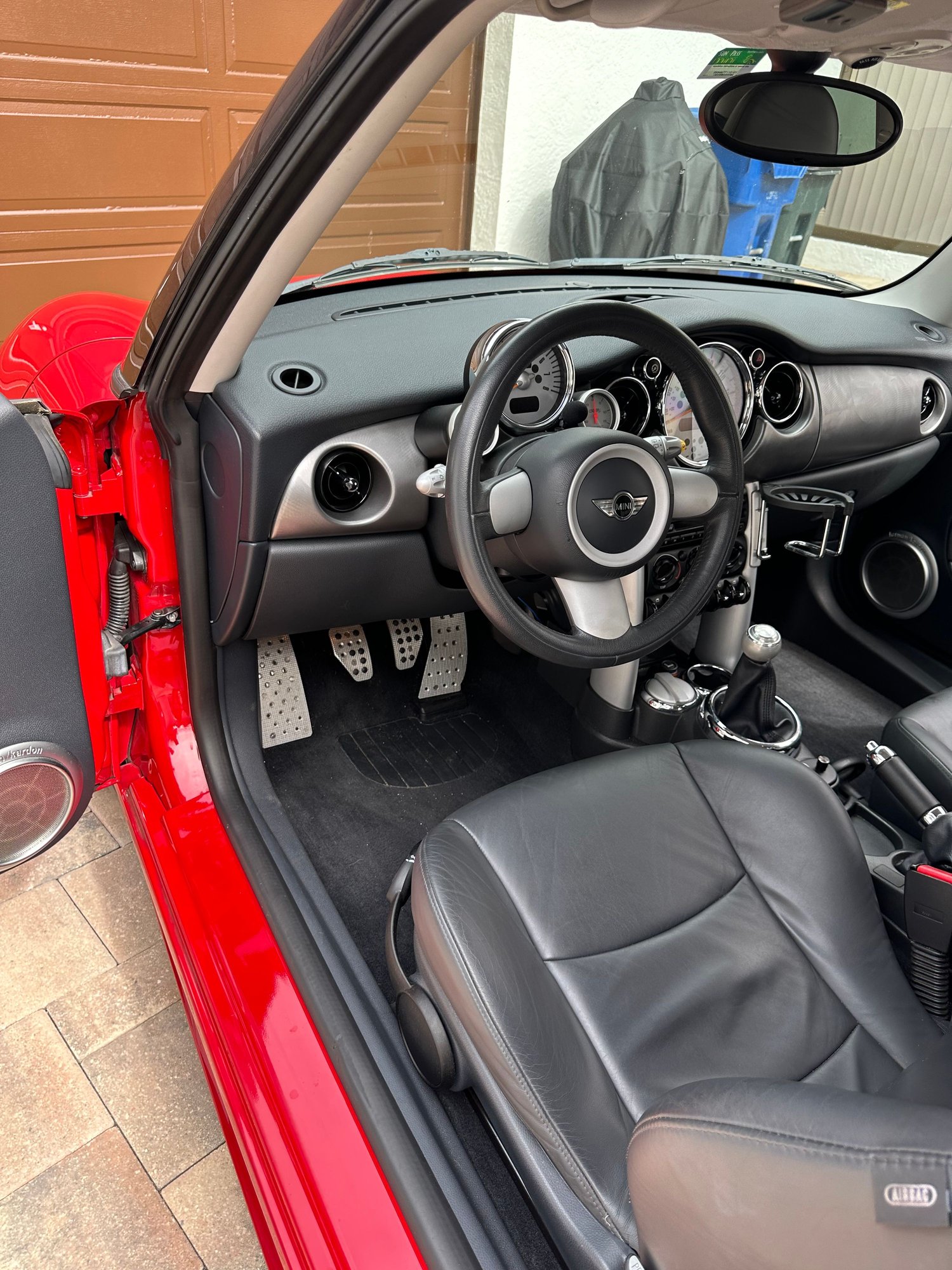 2006 Mini R53: "Mk I" Mini Cooper S - Mini Cooper S 2006 - Used - VIN WMWRE335X6TL15913 - 59,200 Miles - 4 cyl - 2WD - Manual - Coupe - Red - St. Petersburg, FL 33715, United States