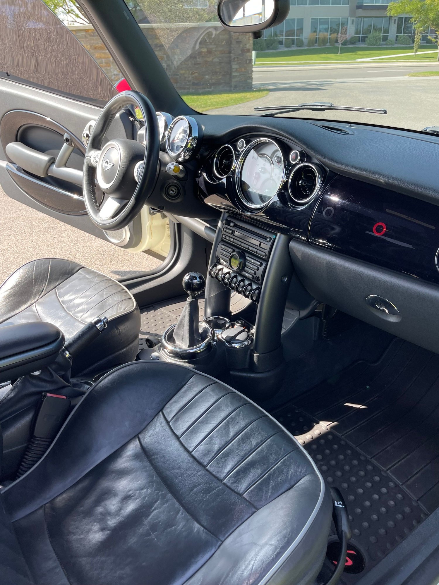2006 Mini R53: "Mk I" Mini Cooper S - 2006 Mini Cooper Factory JCW - Used - VIN WMWRE33506TL20926 - 106,000 Miles - 4 cyl - 2WD - Manual - Coupe - White - Idaho Falls, ID 83402, United States