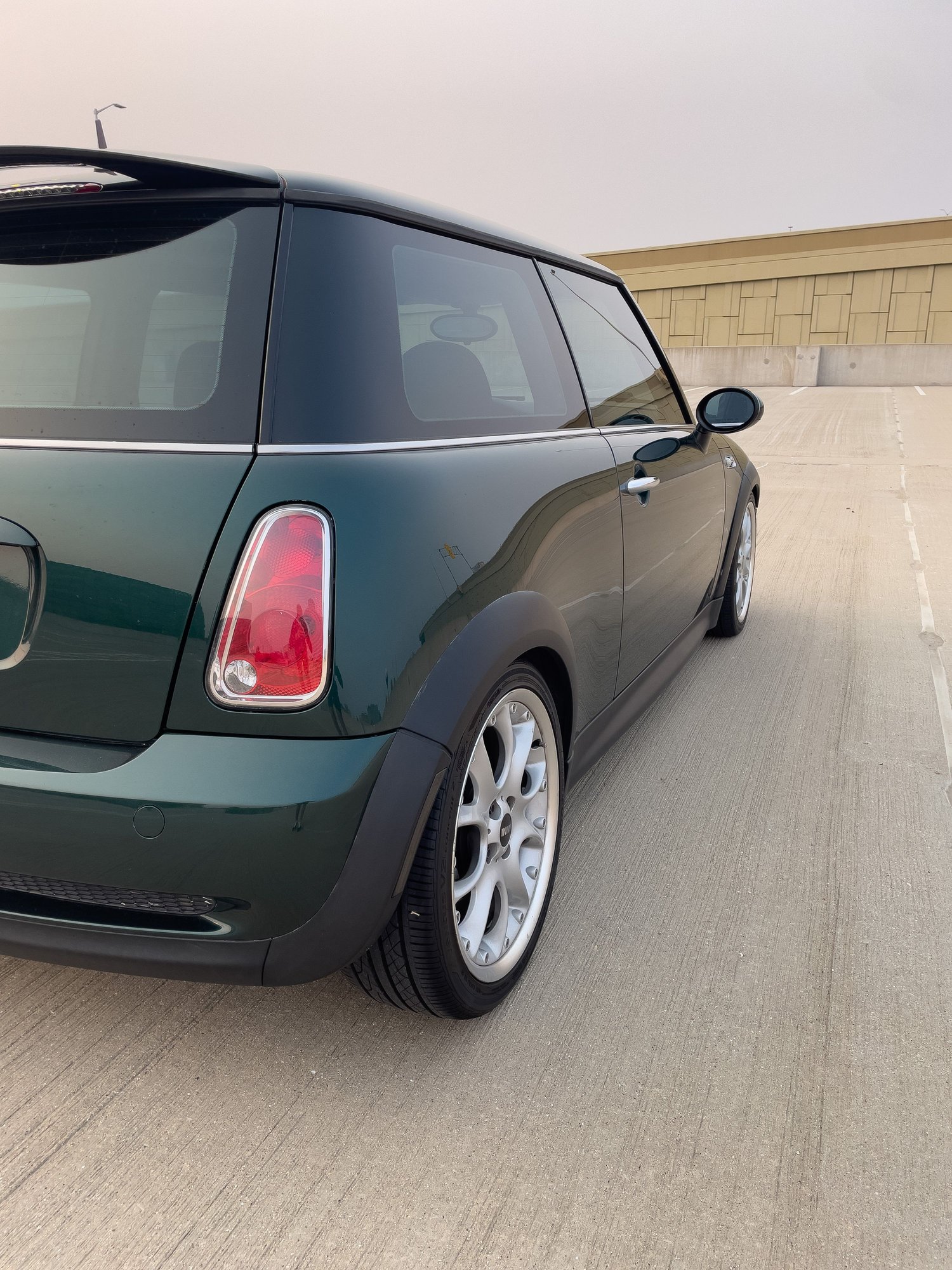 2006 Mini R53: "Mk I" Mini Cooper S - 2006 Mini Cooper S - BRG, 6-speed, LSD, Well-maintained - Used - VIN wmwre33586tn2795 - 86,636 Miles - 4 cyl - 2WD - Manual - Hatchback - Other - Milwaukee, WI 53204, United States
