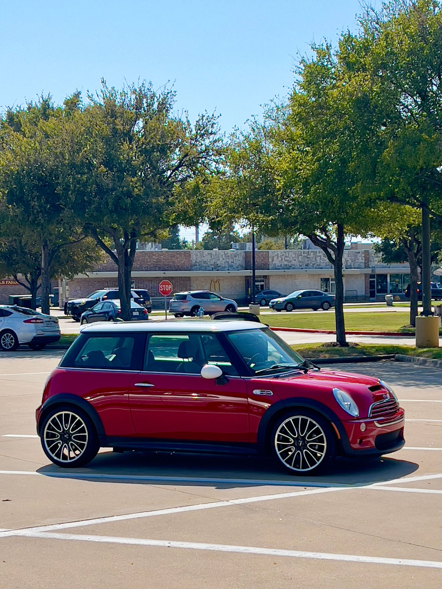 2005 Mini R53: "Mk I" Mini Cooper S - 2005 MINI Cooper S - Used - VIN WMWRE33535TL11619 - 84,800 Miles - 4 cyl - 2WD - Manual - Hatchback - Red - Richardson, TX 75080, United States