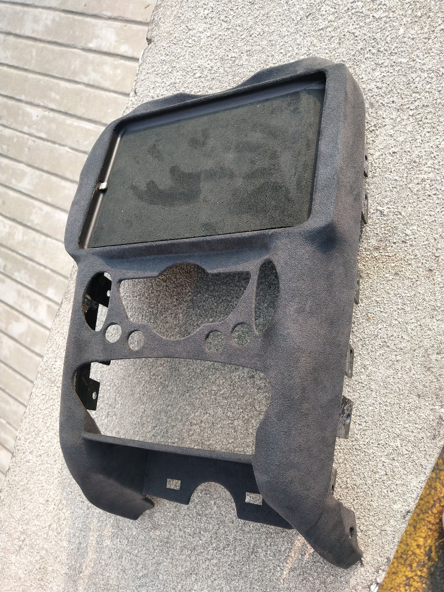 Interior/Exterior iPad mini dash mount sharing North American Motoring