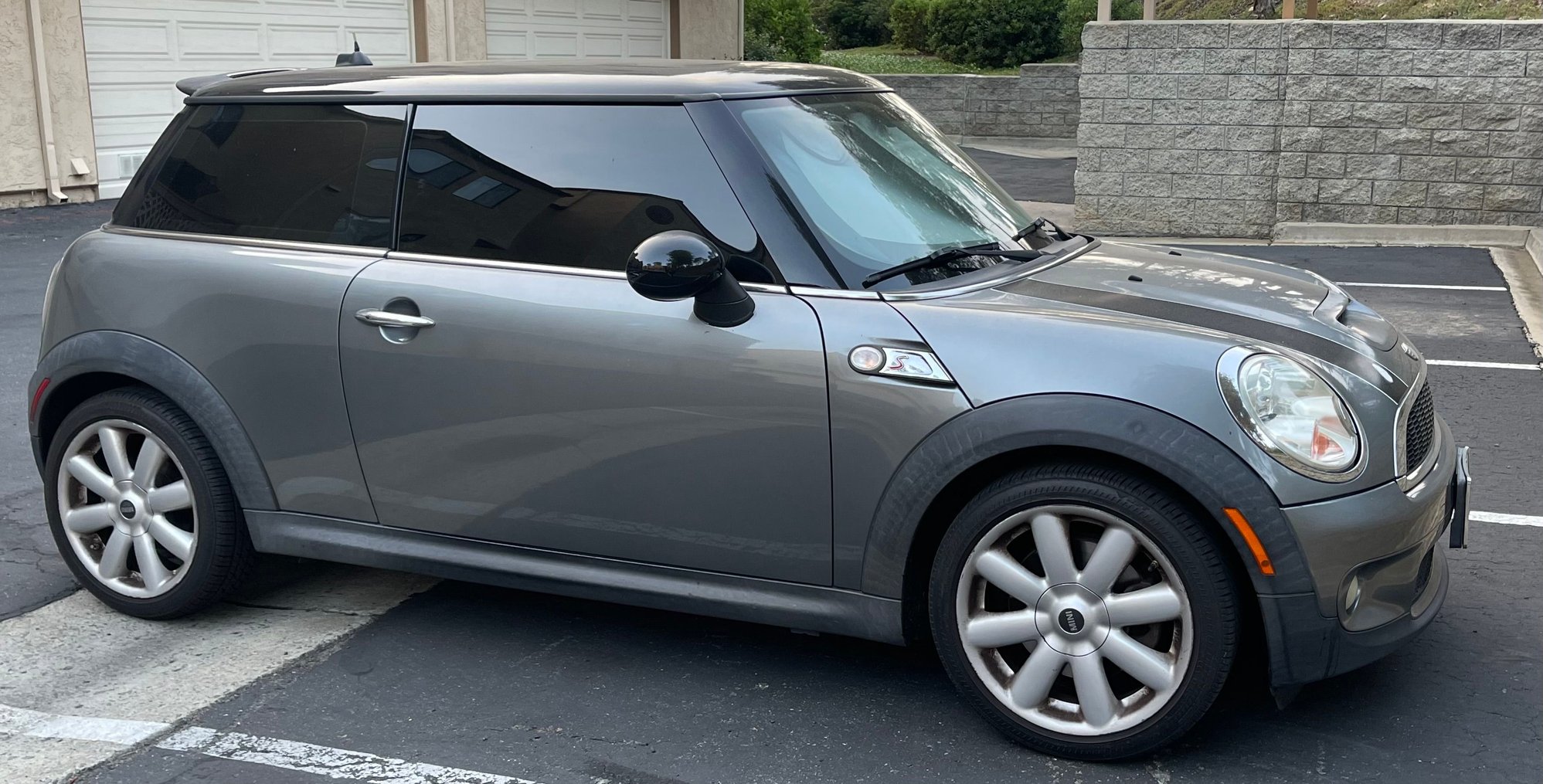 2007 Mini R56: "Mk II" Mini Hatch/Hardtop range - Mini Cooper S 2007 - Used - VIN 4532wgjkvfhjv - 160,000 Miles - 4 cyl - Manual - Hatchback - Gray - San Diego, CA 92119, United States