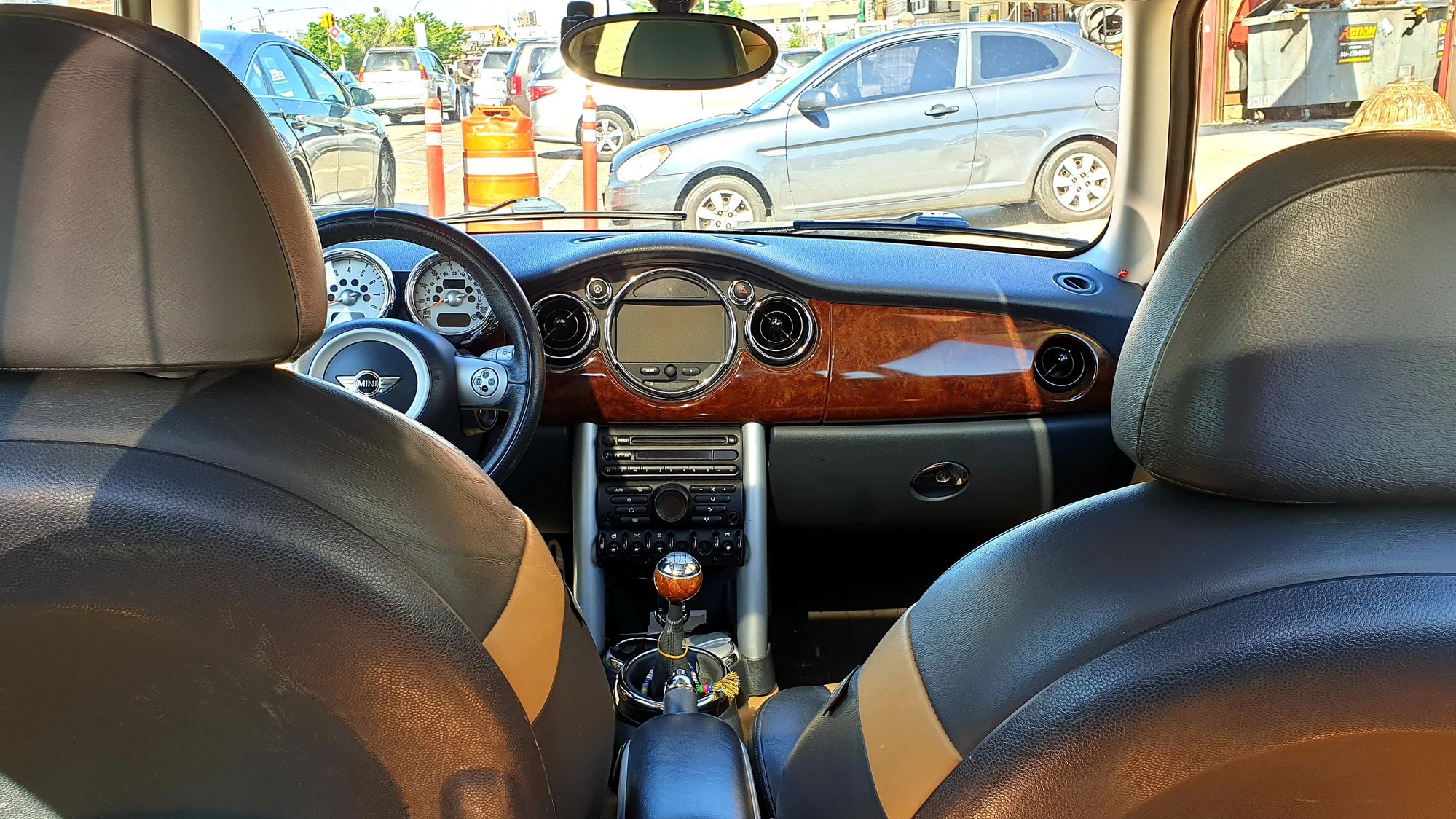 2005 Mini R53: "Mk I" Mini Cooper S - 2005 mini cooper s r53 / limited-time - Used - VIN WMWRE33555TL13128 - 110,000 Miles - 4 cyl - 2WD - Manual - Hatchback - Beige - Brooklyn, NY 11230, United States