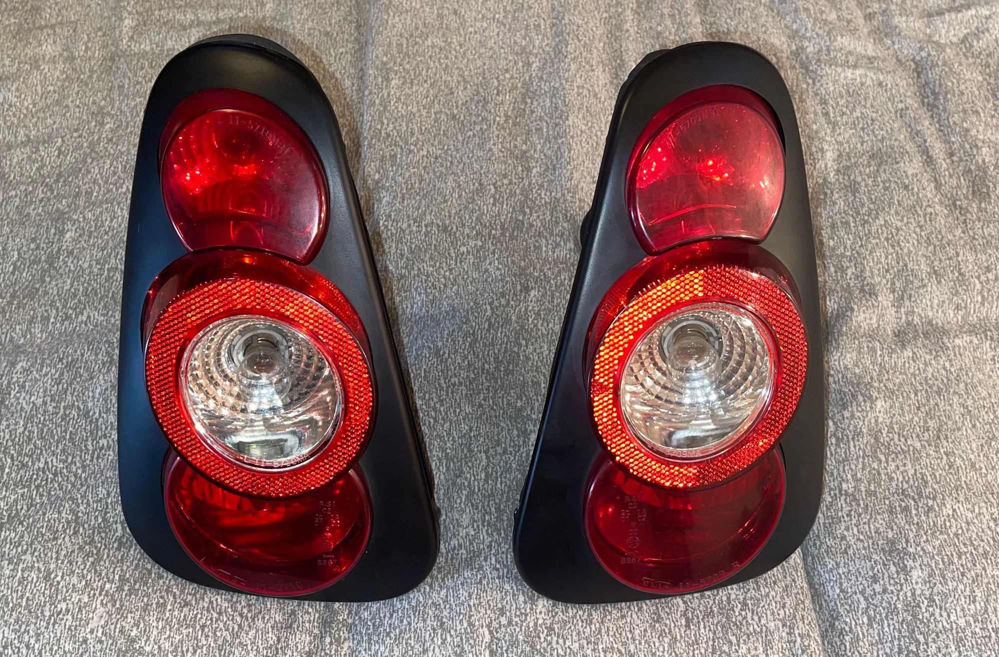 R50 R52 R53 TYC Tail Lights North American Motoring