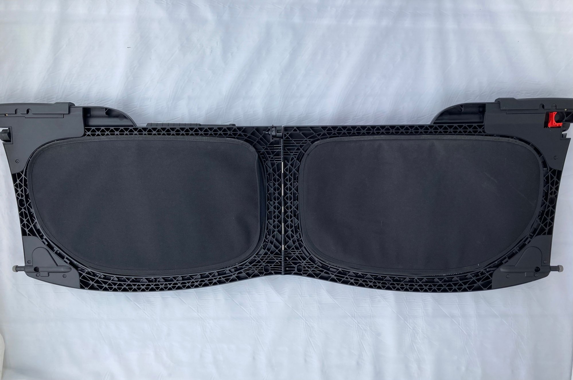 Accessories - R52/57 Wind Deflector FREE SHIPPING - Used - 2009 to 2013 Mini R57: "Mk II" Mini Convertible - 2005 to 2008 Mini R52: "Mk I" Mini Convertible - Brockton, MA 02302, United States