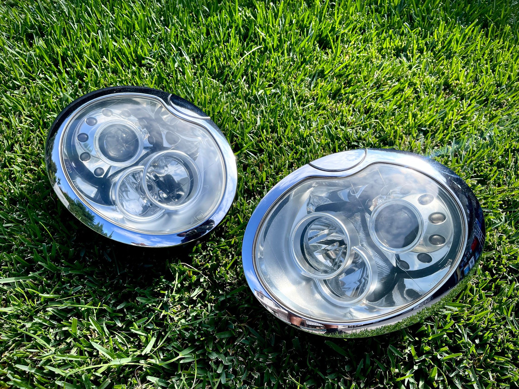 Lights - OEM Facelift Xenon Headlights (1st Generation) - Used - 2002 to 2006 Mini Cooper - Los Angeles, CA 90001, United States