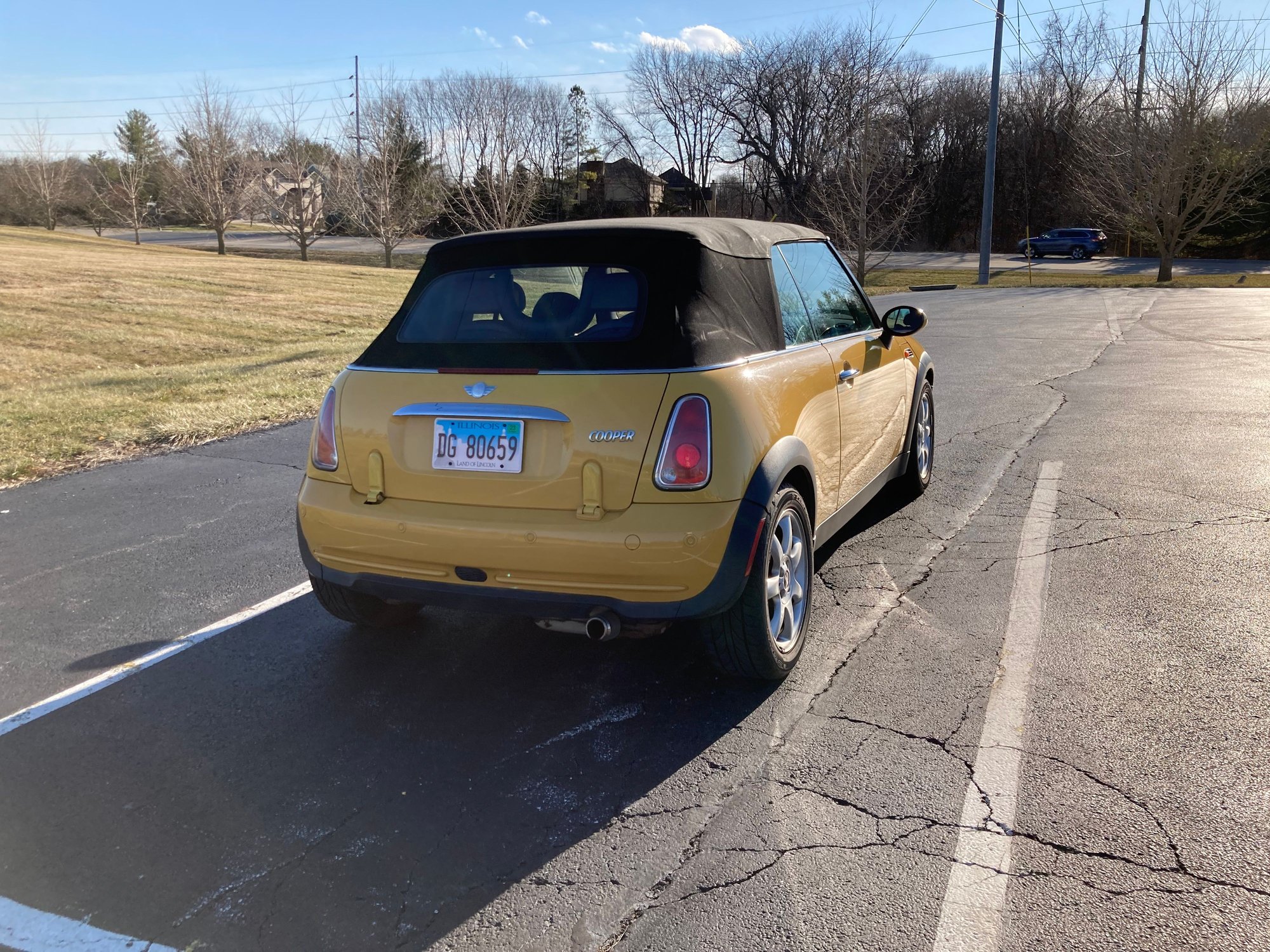2007 Mini R52: "Mk I" Mini Convertible - 2007 MINI Cooper Convertible with Manual 5sp - Used - VIN WMWRF33517TF66529 - 202,000 Miles - 4 cyl - 2WD - Manual - Convertible - Yellow - St. Louis, MO 63102, United States