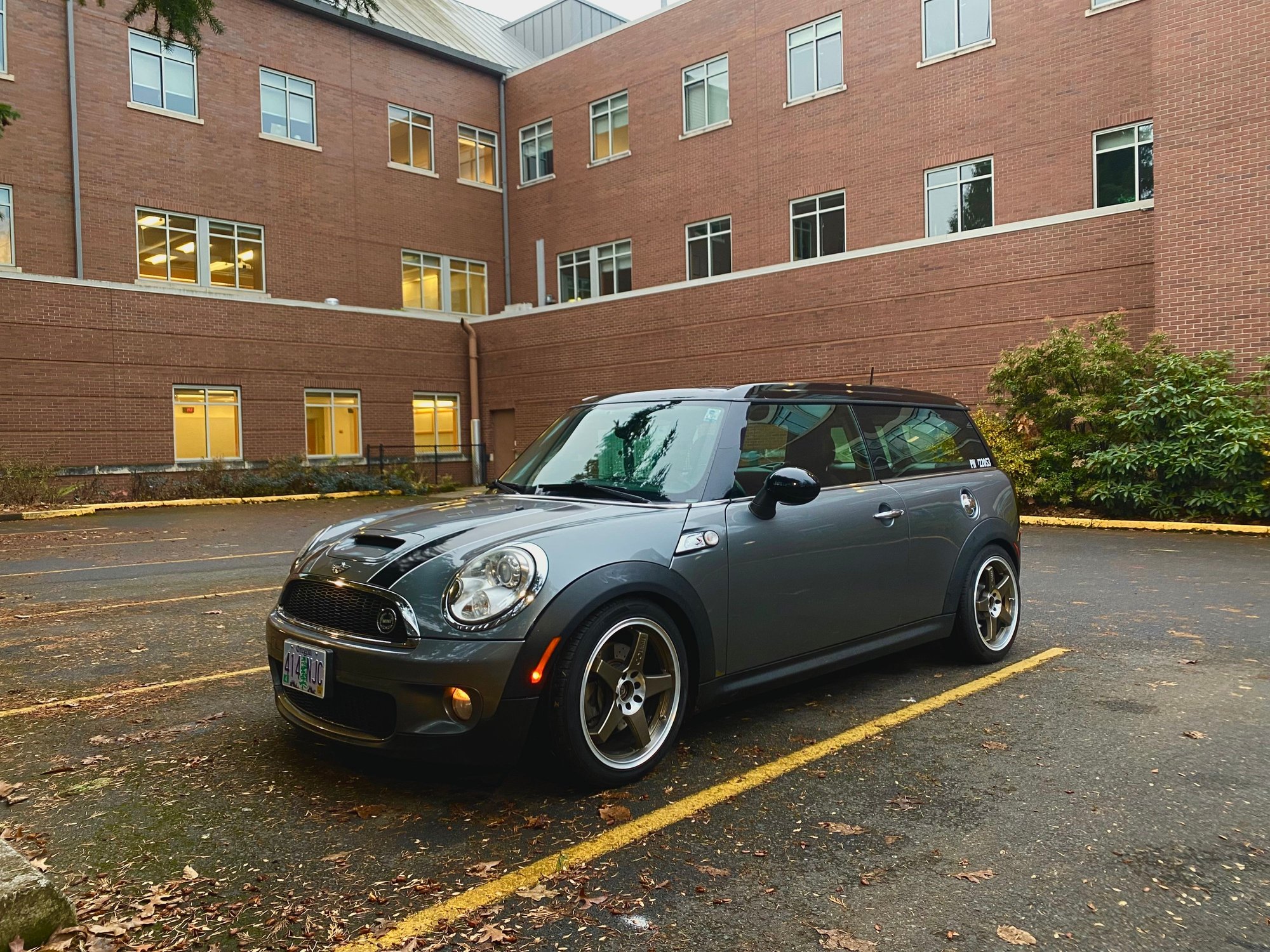2009 Mini R55: "Mk II" Mini Clubman - 2009 Clubman S - Used - VIN WMWMM33569TP75006 - 114,000 Miles - 4 cyl - 2WD - Manual - Wagon - Gray - Seattle, WA 98115, United States
