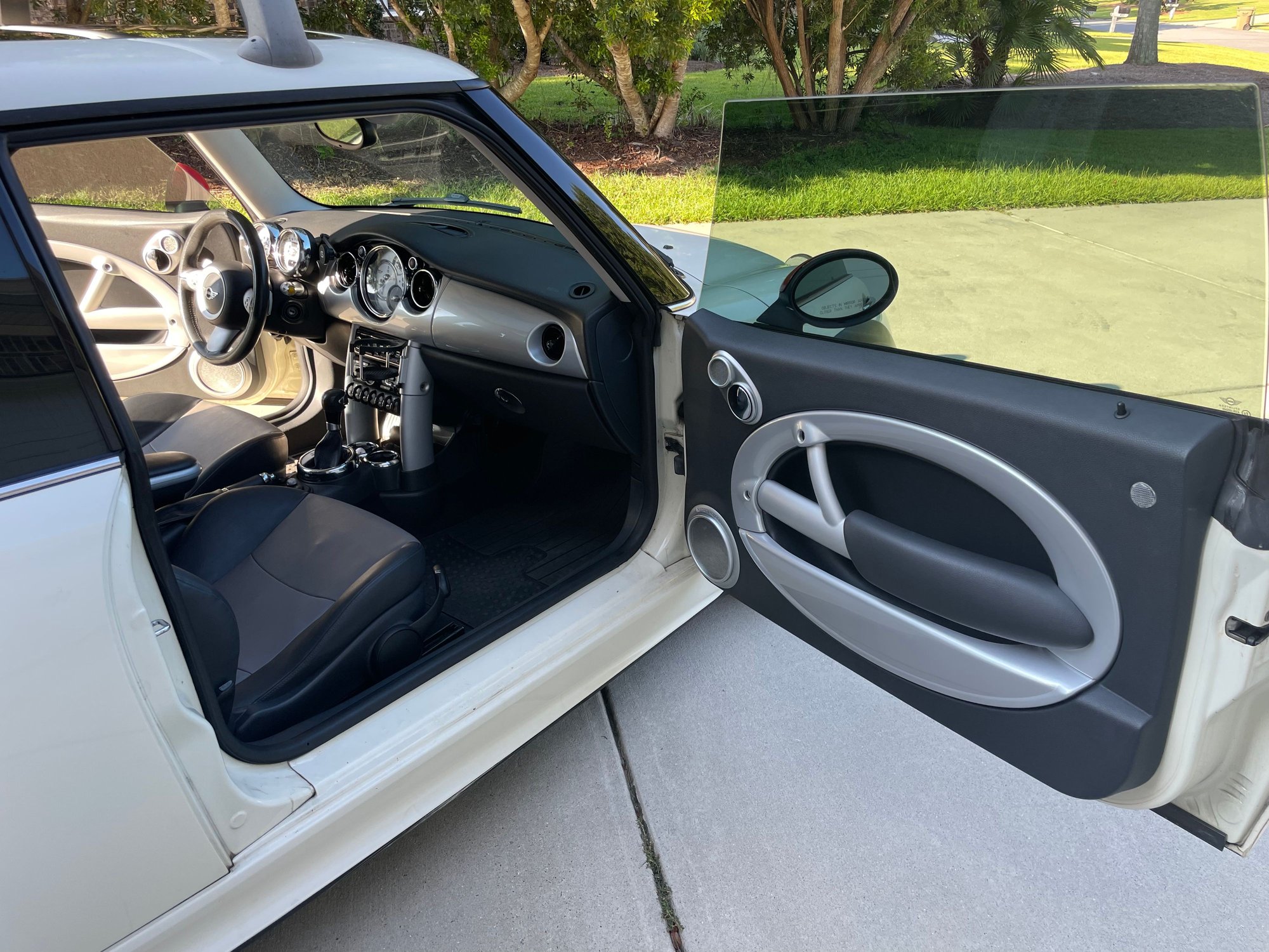 2005 Mini R53: "Mk I" Mini Cooper S - 2005 r53s - Used - VIN WMWRE33535TG98143 - 4 cyl - 2WD - Automatic - Hatchback - White - Savannah, GA 31406, United States