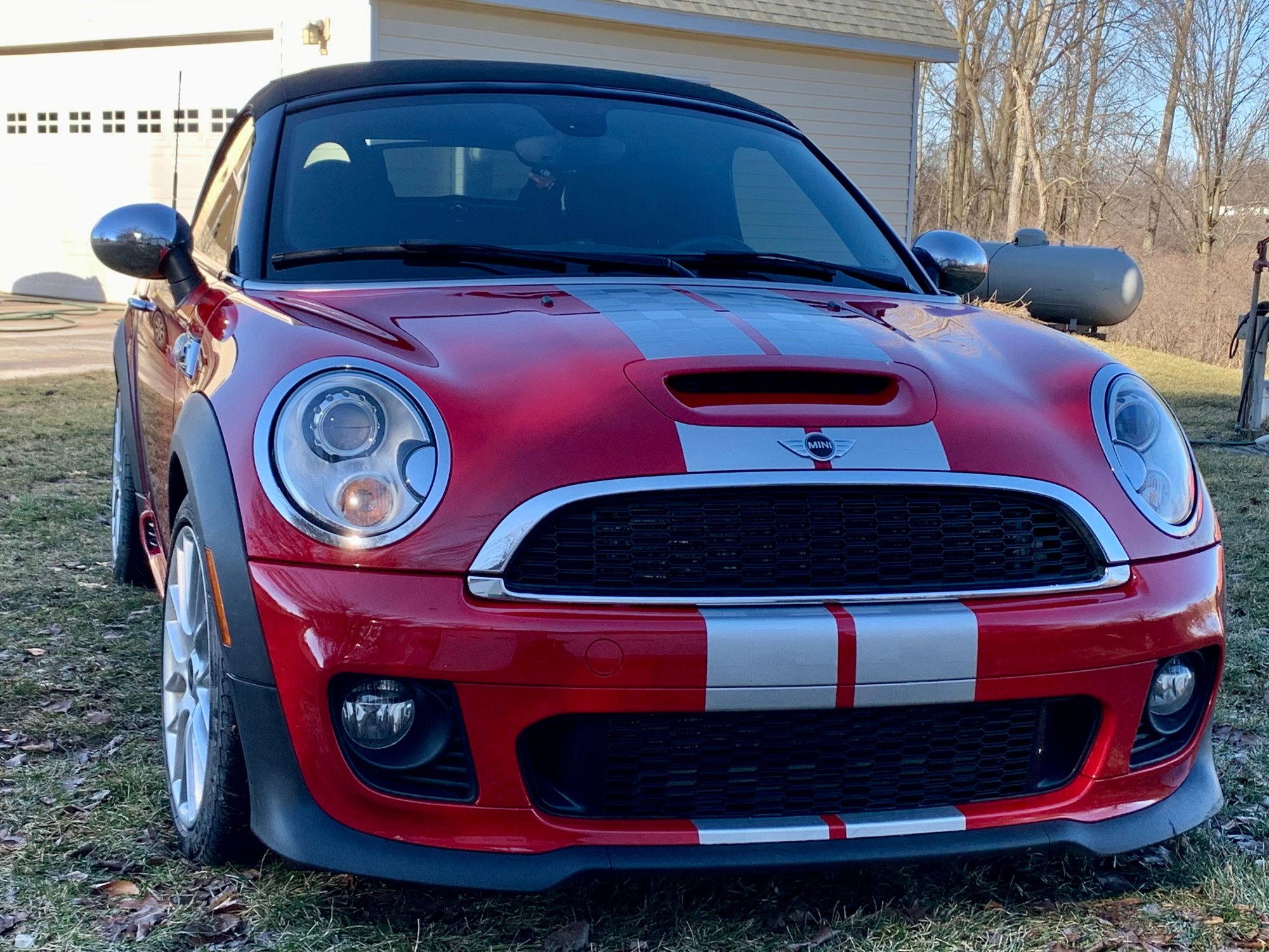 2012 Mini R59: Roadster - JCW Roadster Convertible - Used - VIN WMWSY3C53CT144250 - 59,000 Miles - 4 cyl - 2WD - Automatic - Convertible - Red - Howell, MI 48843, United States