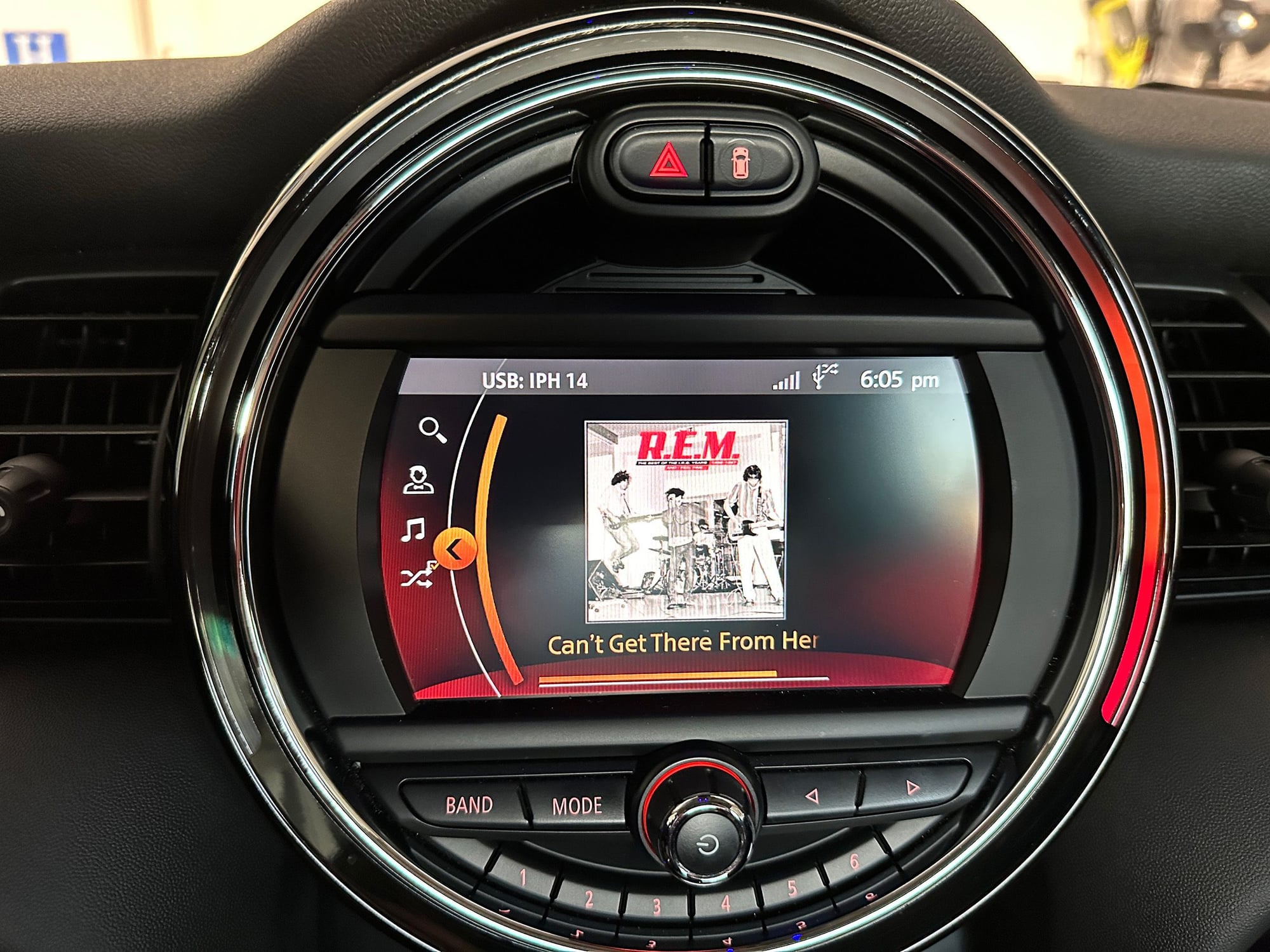 CarPlay is here finally! And it is glorious! - North American Motoring