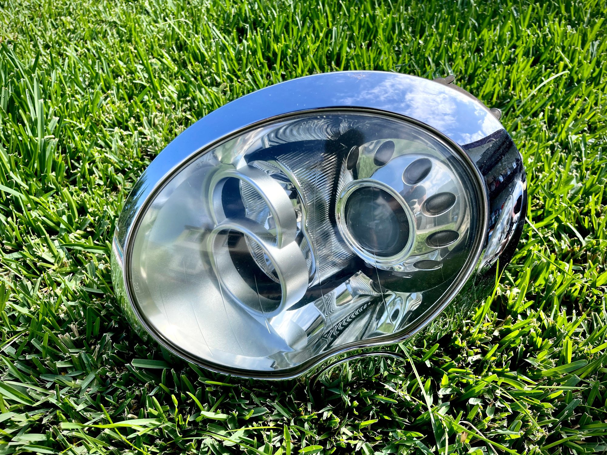 Lights - OEM Facelift Xenon Headlights (1st Generation) - Used - 2002 to 2006 Mini Cooper - Los Angeles, CA 90001, United States