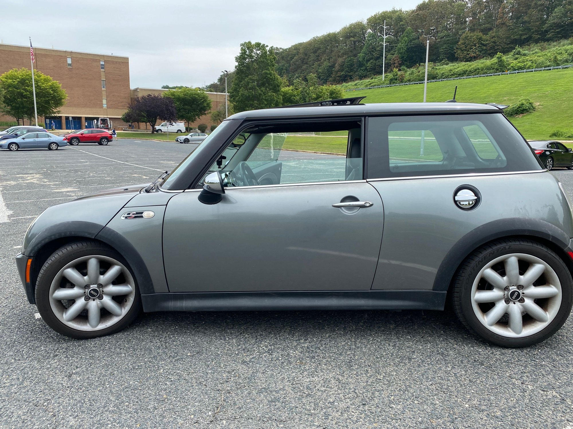 2006 Mini R53: "Mk I" Mini Cooper S - 2006 Mini Cooper S For Sale - Used - VIN WMWRE33526TL18420 - 130,500 Miles - 4 cyl - 2WD - Manual - Hatchback - Gray - Cockeysville, MD 21030, United States
