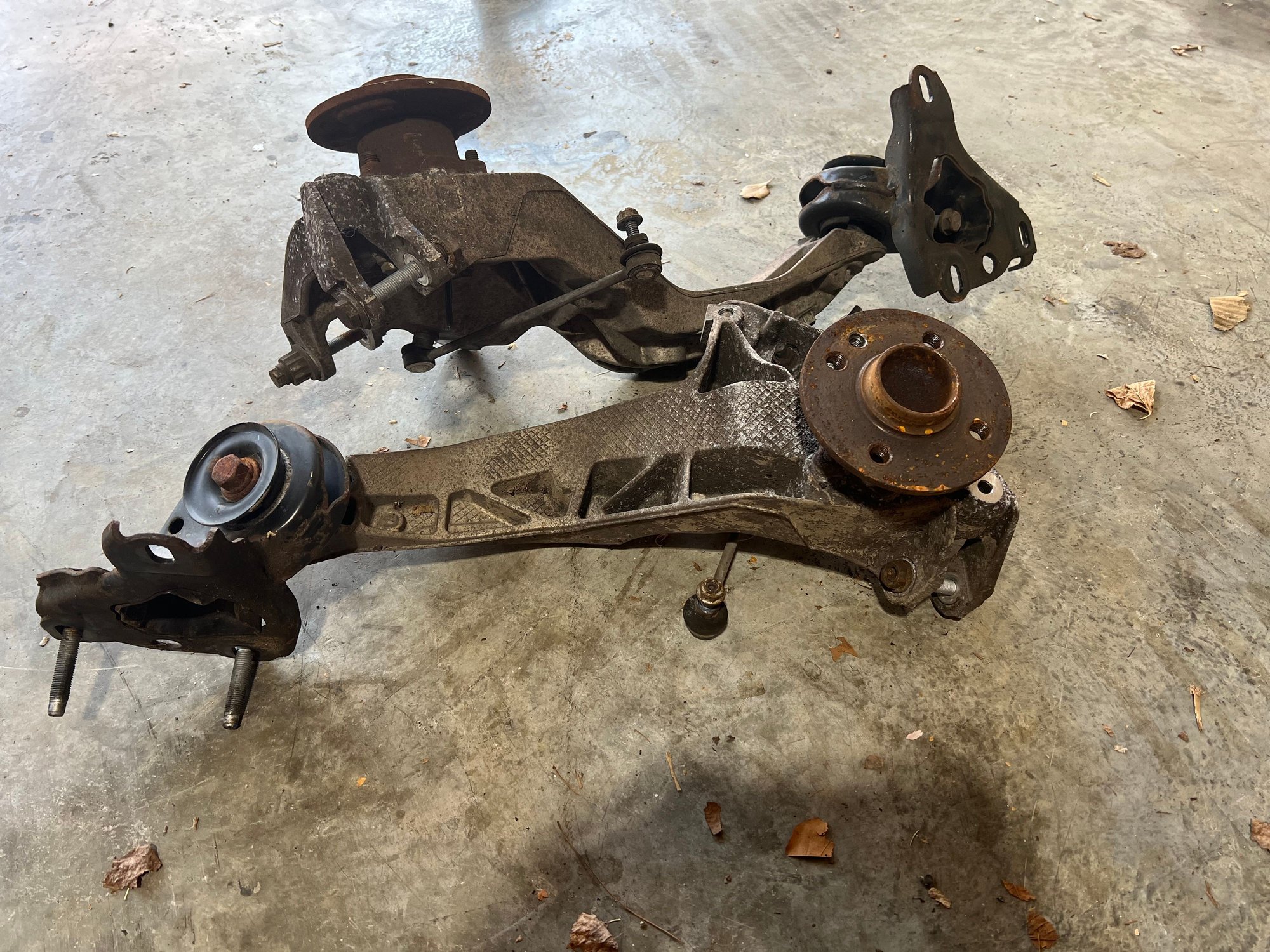 Steering/Suspension - R56 Trailing arms with end links and hub bearing - Used - 2002 to 2020 Mini All Models - Lutherville-Timonium, MD 21093, United States