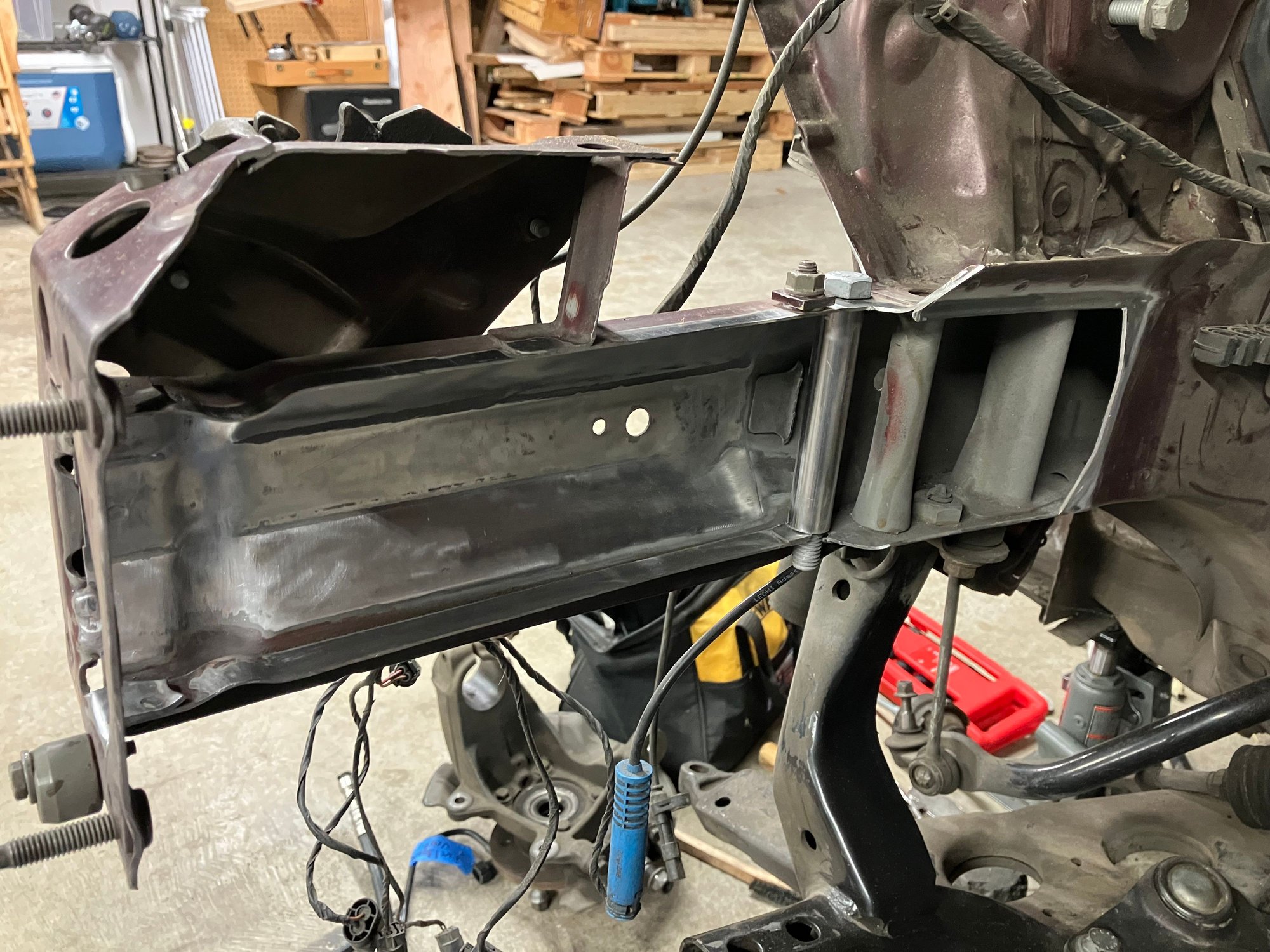 Happy new years everyone! I took a break for Christmas but I�m back working on the MINI. It seems like everyone on the internet that has done this swap does it slightly differently. This is how much frame I�ve had to cut out of the passenger side rail.