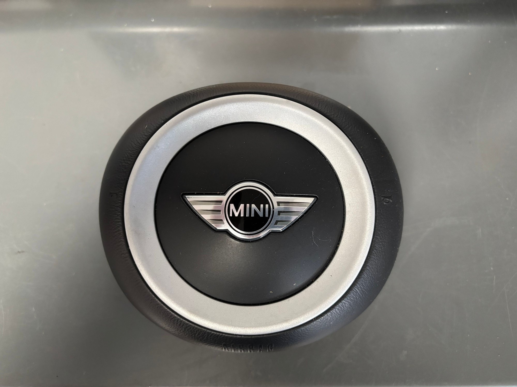 Miscellaneous - MINI Cooper Drivers Steering Wheel Airbag 32306762450 2004-2008 R50 R52 R53 - Used - 2004 to 2008 Mini Cooper - Cedar Park, TX 78641, United States