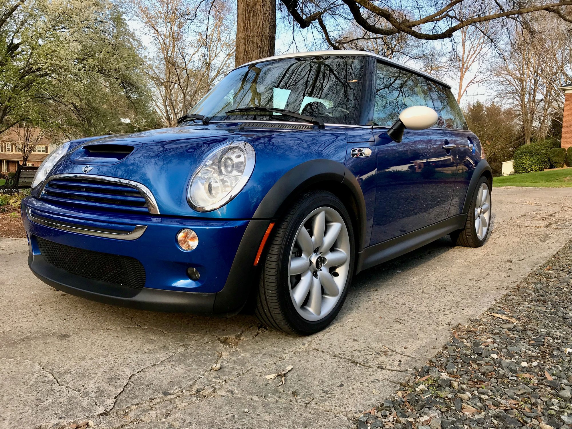 2005 Mini R53: "Mk I" Mini Cooper S - FOR SALE - 2005 r53 manual 79K miles - Charlotte NC - $6900 - Used - VIN WMWRE335X5TL12265 - 79,524 Miles - 4 cyl - 2WD - Manual - Coupe - Blue - Charlotte, NC 28226, United States