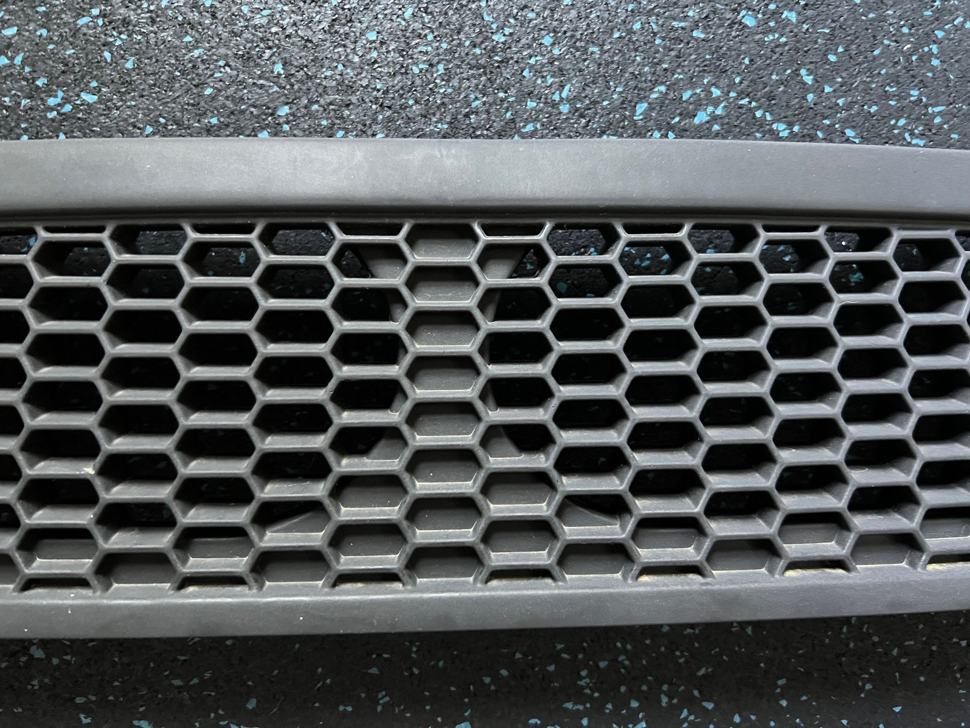 Exterior Body Parts - JCW Repro Aero Upper Grill - Used - 2002 to 2008 Mini R53: "Mk I" Mini Cooper S - Atlanta, GA 30317, United States