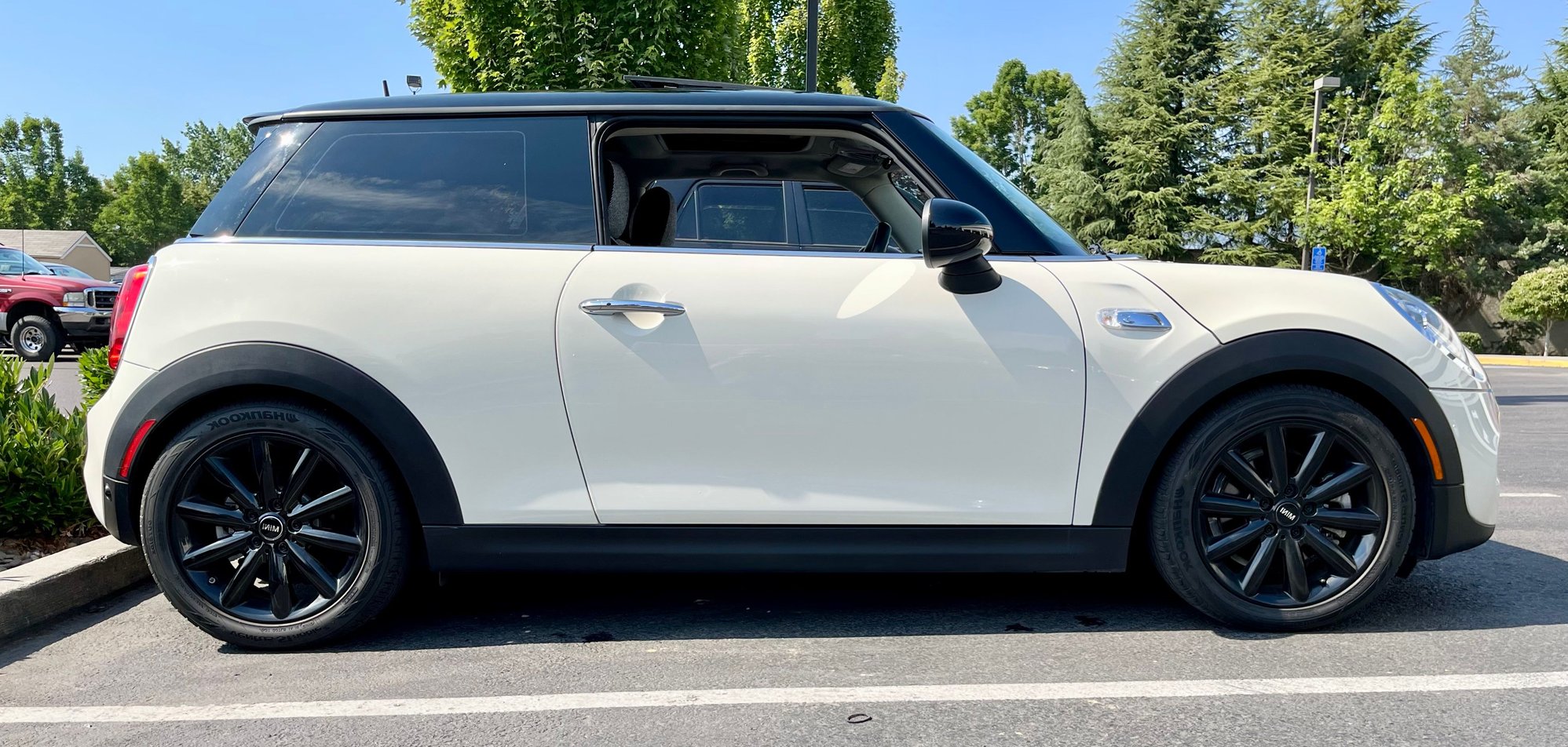 Wheels and Tires/Axles - 17" Mini Style 499 Cosmos Wheels trade for 16" Mini Wheels - Used - 2014 to 2020 Mini F56: Mini Hatch/Hardtop - 2014 to 2020 Mini F55: 5-door Hatch - 2016 to 2021 Mini Convertible - Portland, OR 97124, United States