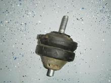 Upper Motor Mount 1