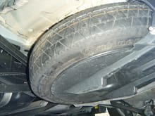 Spare in place, seen from drivers side