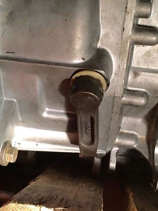 Shifter arm where throw out bearing comes in contact w/ pressure plate splines...