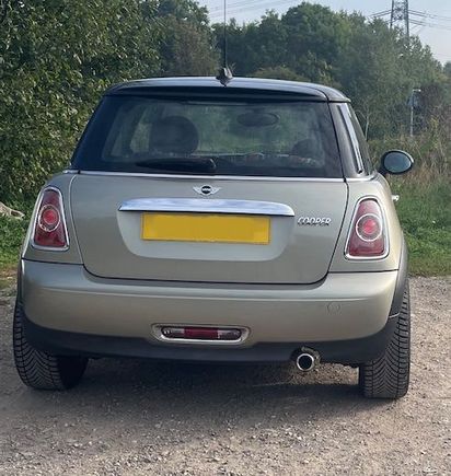 R56 with JR10 16 inch wheels on 205/50/16 tyres