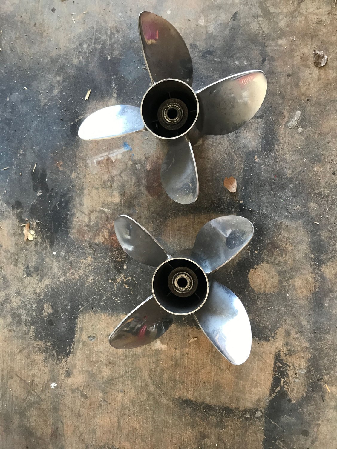 Set of Bravo one 34P propellers