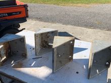 2 pair of l mounts 100.00 pr
Switched to offshore mounts no longer need