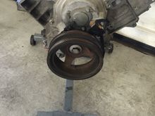 Balancer on, couldnt find the new bolt i have somewhere, need change the old bolt out when i find it...