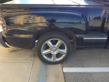 13" rotors and calipers on the front and rear.