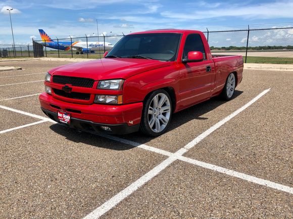 Just lowered my 03 6.0 swapped short bed... 4-8 on it djm arms, flip kit + shackles... might remove the shackles since bolt on notch is not big enough for 8”