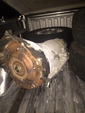 You can see both in this pic....on the 2wd