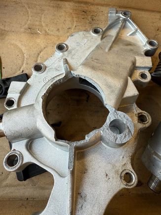 Failed Murray water pump - casting broke