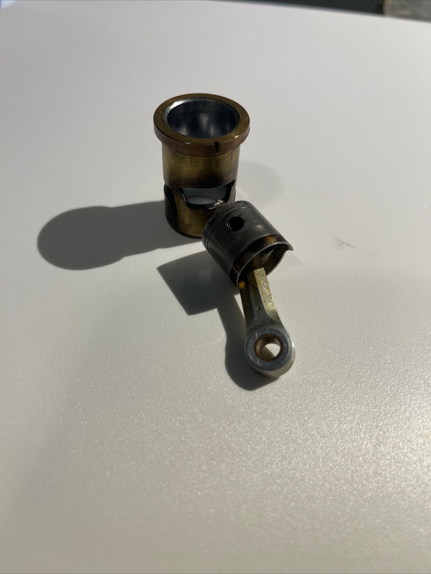 Ad2 piston rod sleeve. Used but just pinched R/C Tech Forums