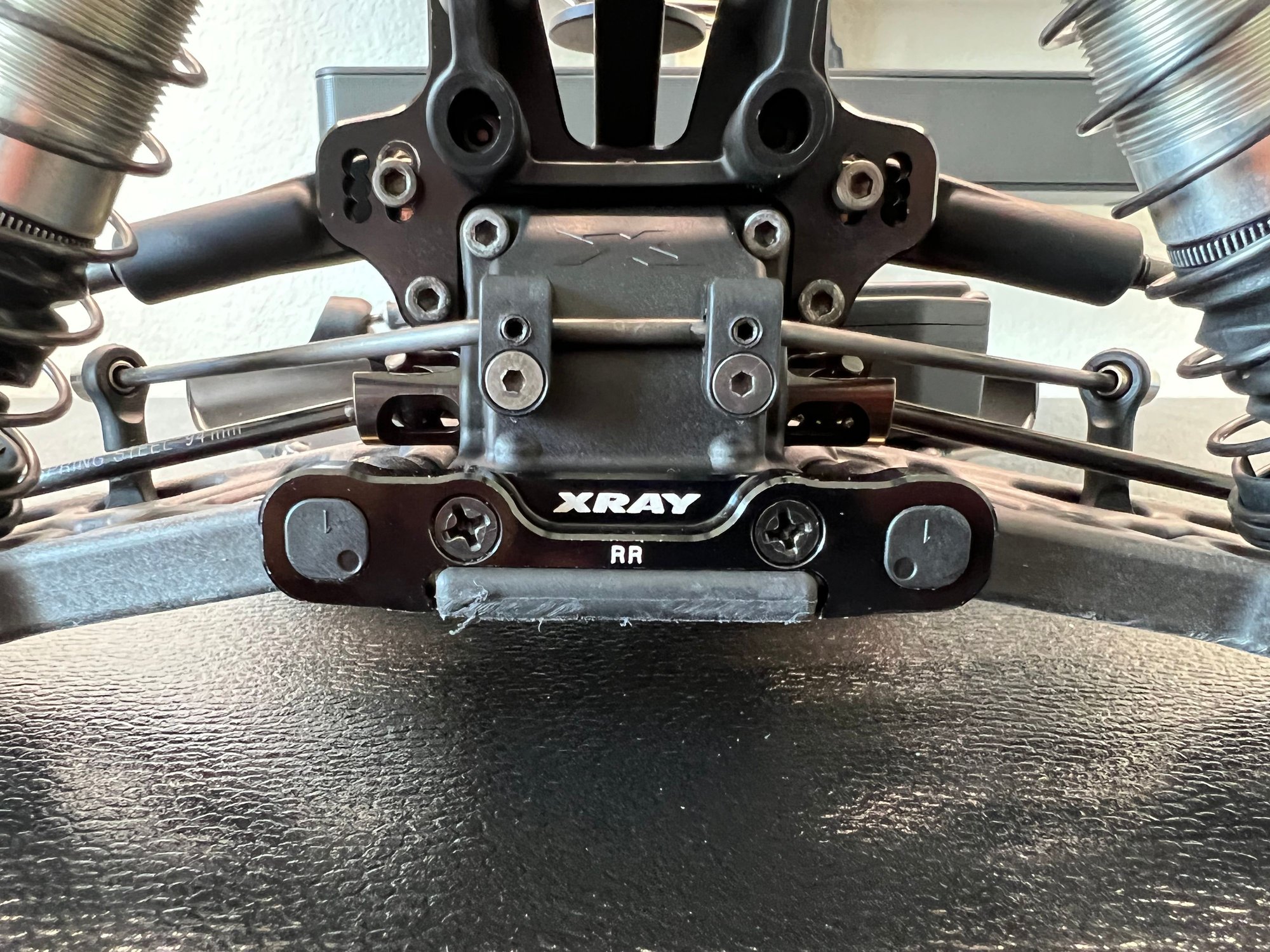XRAY XB8 2022 with Zero Rebound Shocks and Graphite Parts R/C Tech Forums