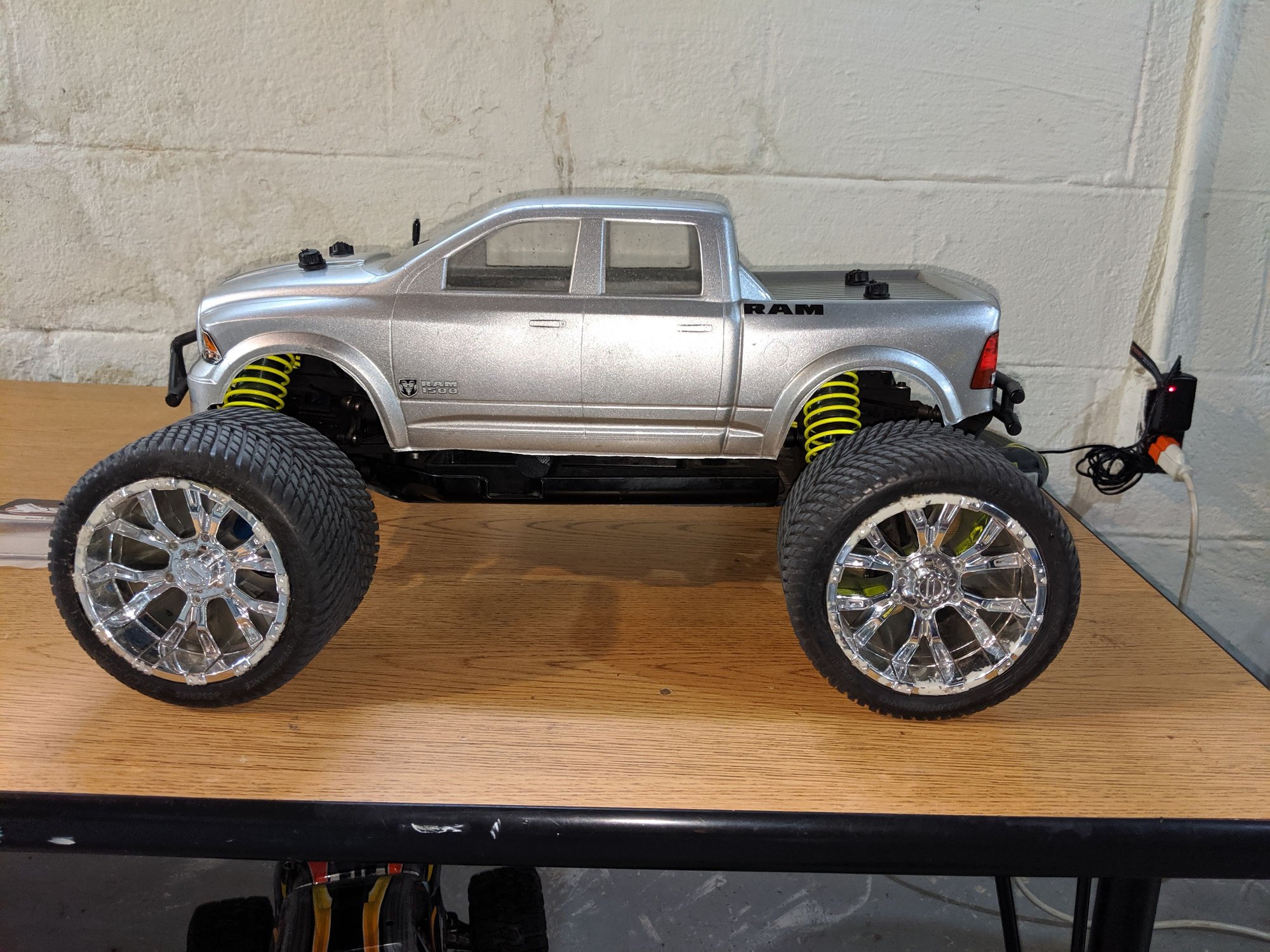 Losi muggy for sale R/C Tech Forums