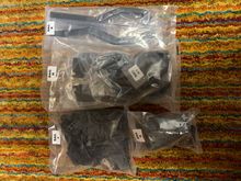 Kit Chassis rails and plastics. No 25t servo horn included.