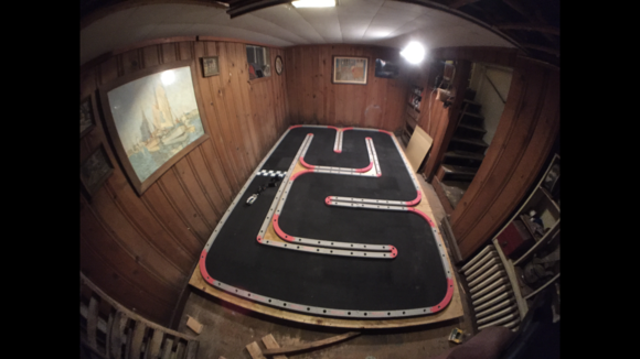 These are the smaller, mini96 track. 18 inches wide. 