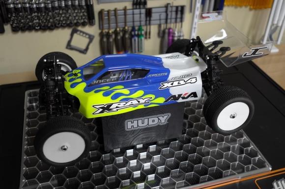 XRAY XB4