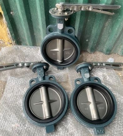 Van bướm hiện đang được XNK HT phân phối ra thị trường
Với đầy đủ kích thước kiểu dáng chất lượng cao, giá tốt
Chi tiết liên hệ
Website: https://vanbuomhanoi.com/cac-loai-van-cong-nghiep/van-buom
SĐT: 0971.999.589