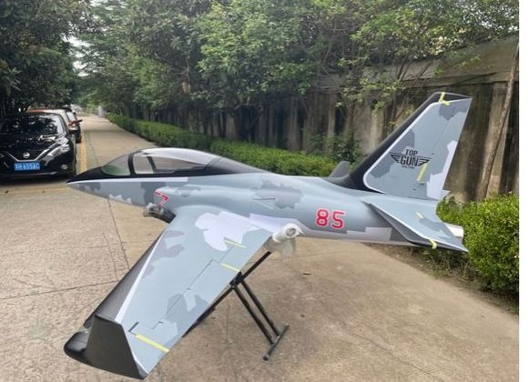 viper jet XXL
length 118”
wing Span 137”
48# dry
turbine needed K180 or bigger
