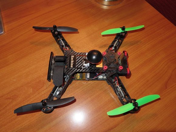 Eachine 250 Spektrum BNF Quad w/ external camera mount