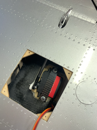 Left aileron linkage 1