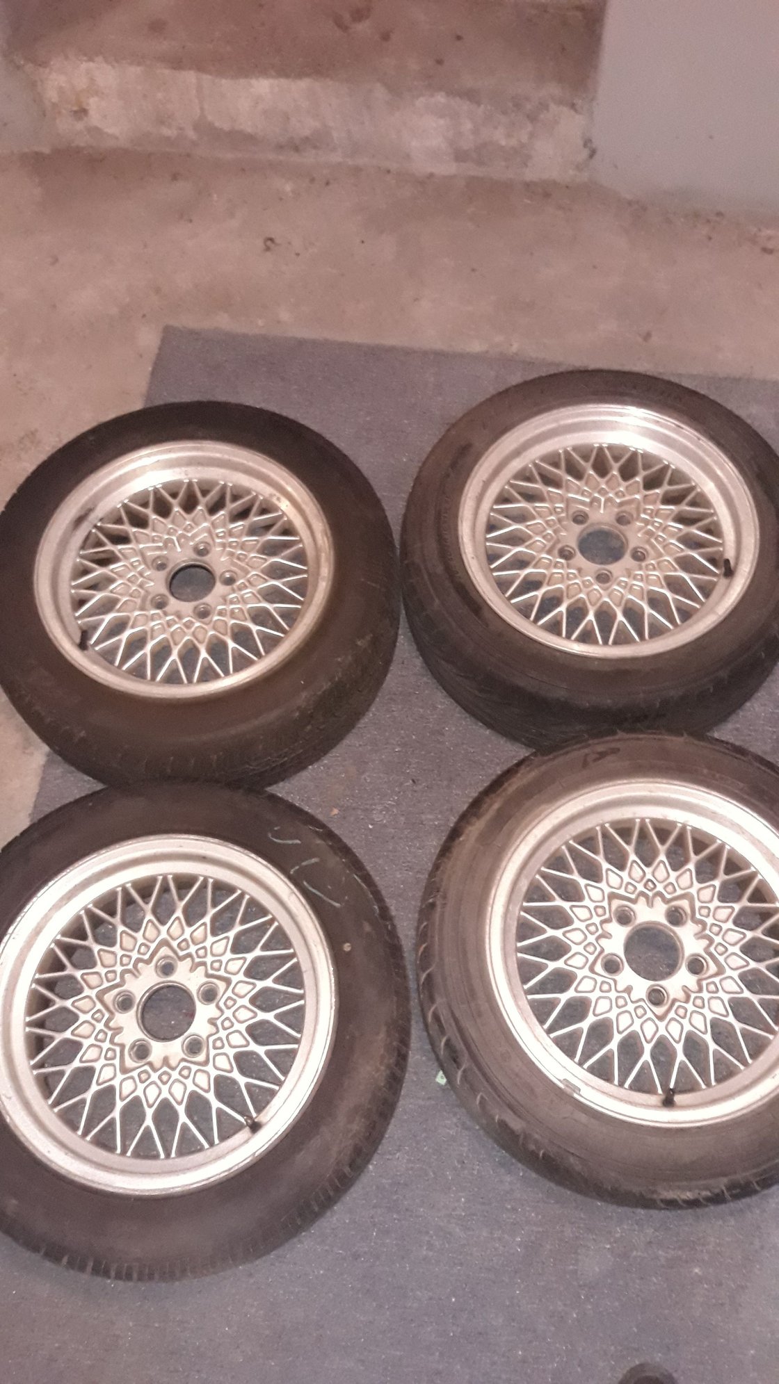 Wheels and Tires/Axles - Crown vic wheels - Used - All Years Any Make All Models - Clifton, NJ 07014, United States