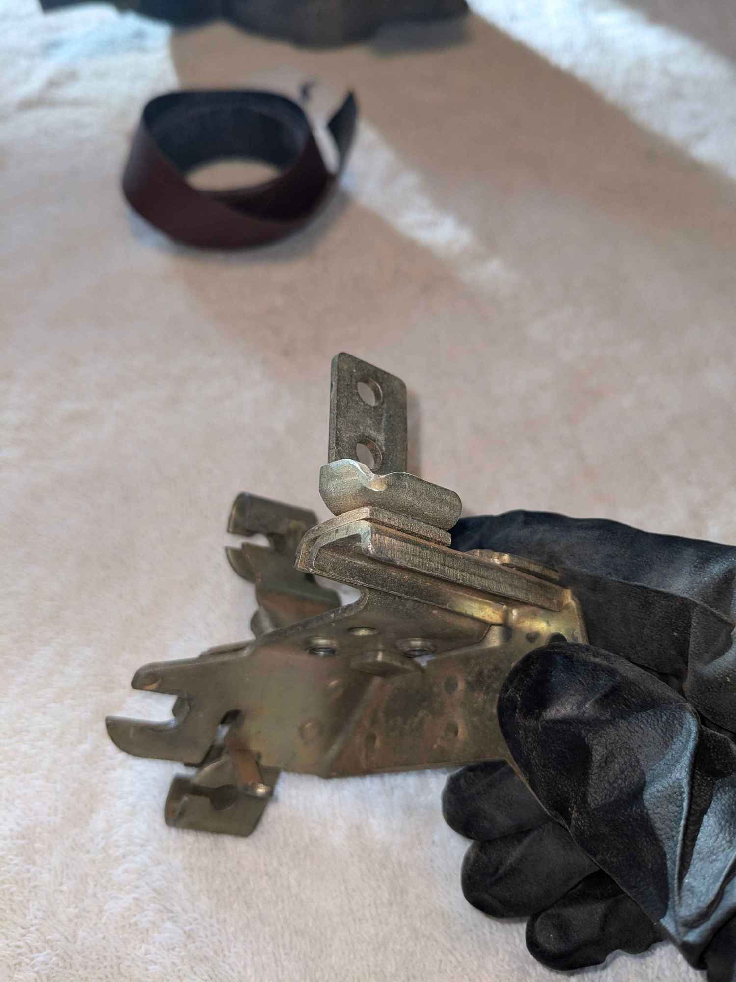 Part 17: Unknown bracket, not sure what it fits onto or what fits onto it