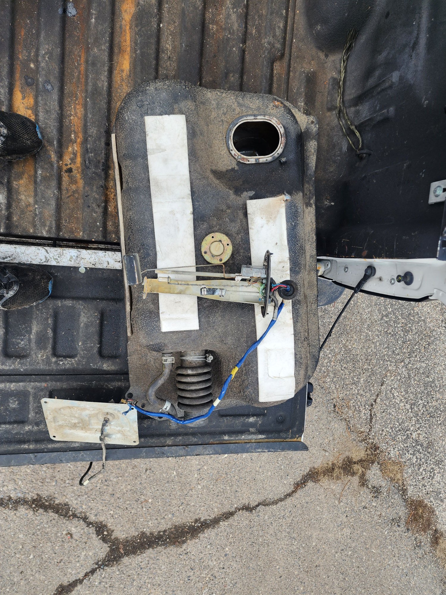 Engine - Intake/Fuel - Fc gas tank - Used - 1986 to 1991 Mazda RX-7 - Brigham City, UT 84302, United States