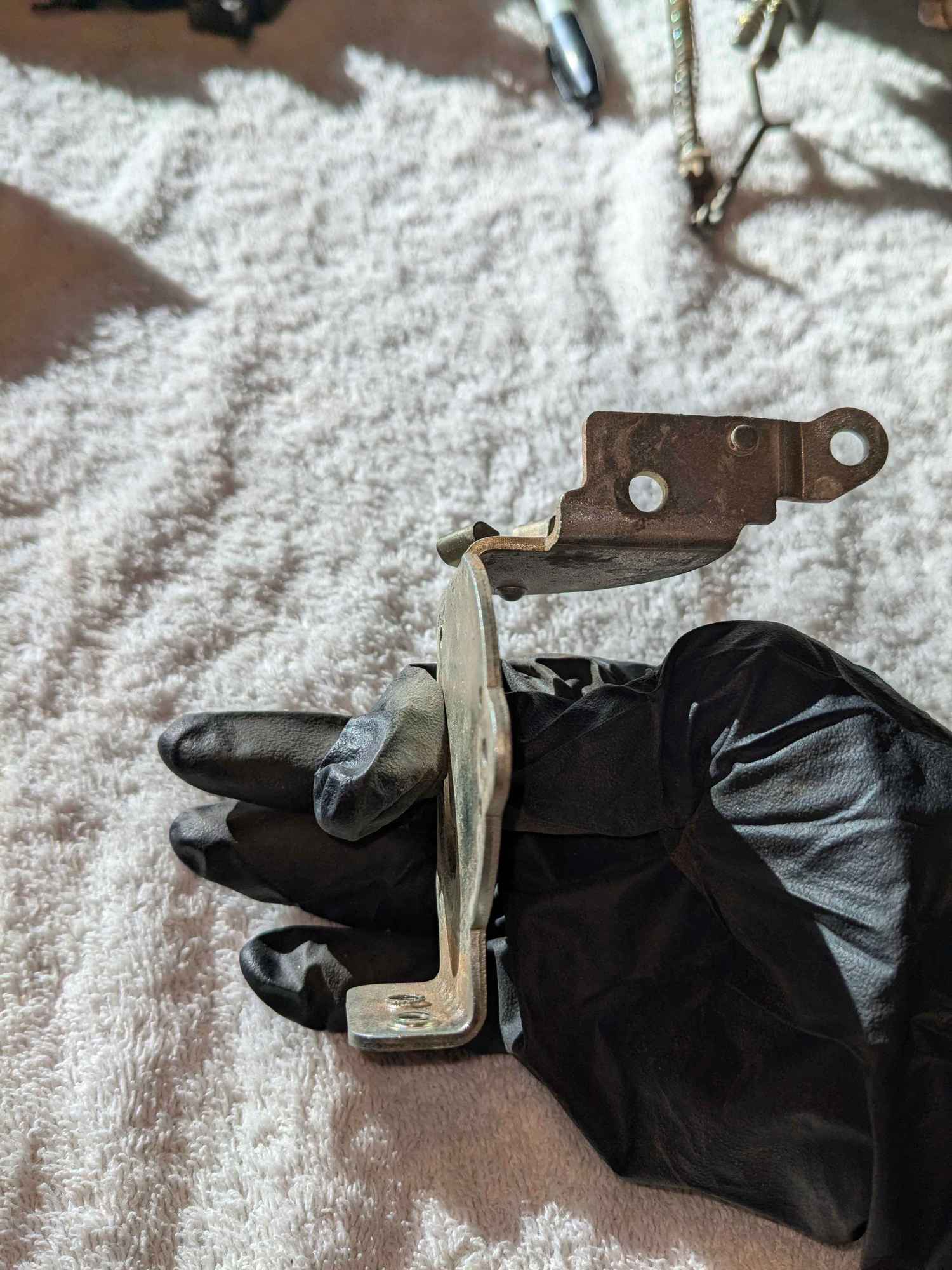 Part 9: Unknown bracket, not sure what it fits on or what fits on it