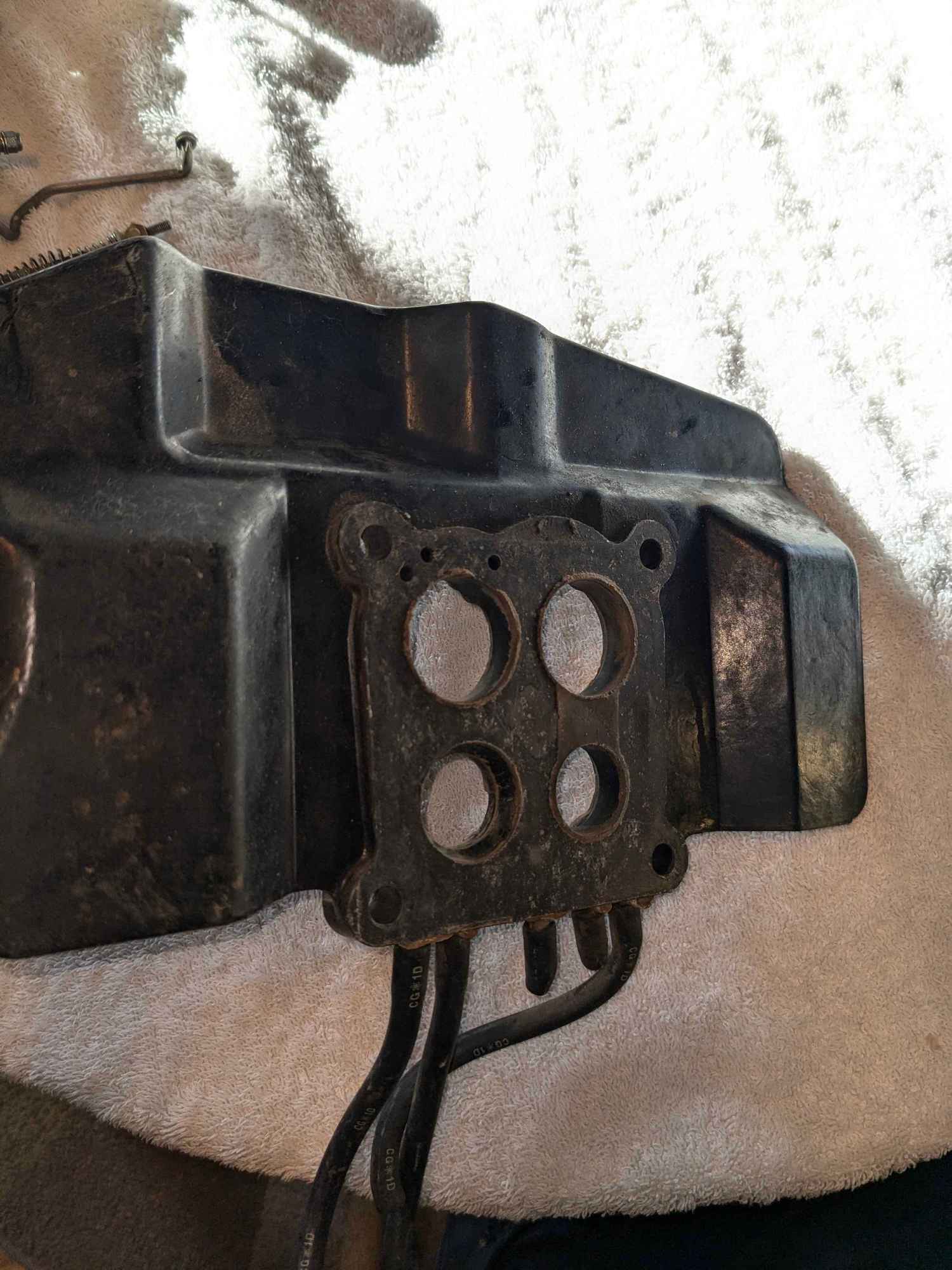 Part 4: Unknown plastic piece
